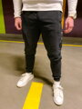 Czarne modne spodnie dresowe TOMMY LIFE