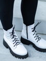 Eleganckie skórzane buty B01 białe