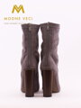 Eleganckie szare buty na szerokim obcasie 6049-5