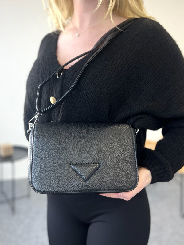 Czarna nowoczesna torebka crossbody